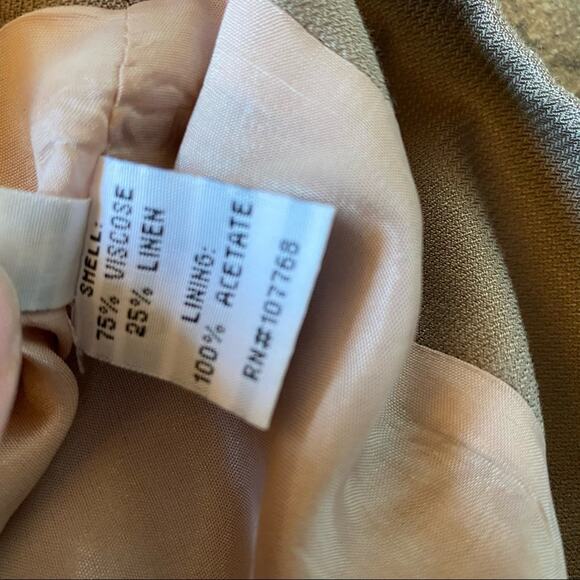 Sine Tailored Curved Pleated Front Skirt Size 2 - Picture 7 of 10